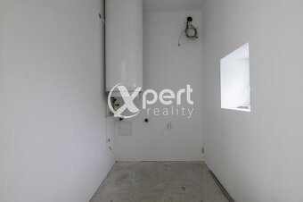 Rodinný dom v tichej obci Tomášikovo je na predaj - 19