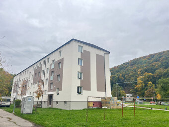 Tehlový 2-izbový byt s veľkým balkónom v Tr. Tepliciach - 19