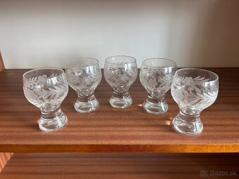 Sklenene pohare rozne - 19