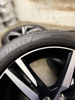 Zimná sada Volvo XC40 - 5x108 R19 , 235/50/19 Goodyear - 19