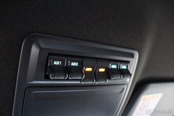 Ford RANGER RAPTOR 2.0 TDCi Ecoblue BiTurbo čierny - 19