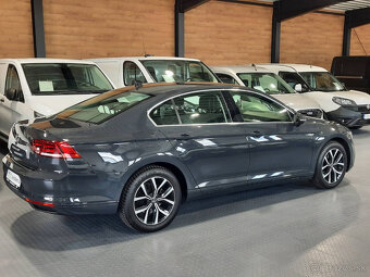 Volkswagen Passat 1.5 TSI ACT Business - 19
