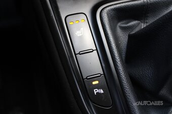 Kia Carens 1,7 CRDi 104 kW - 19