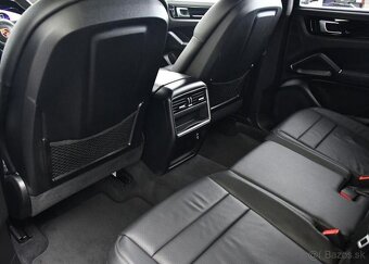 Porsche Cayenne S 441k ZÁRUKA DO 9/2027 324 kw - 19