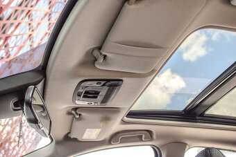 Honda HR-V 1.5 i-VTEC Executive CVT - 19