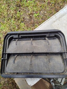 Renaut Clio III-Uchit narazníka - 19