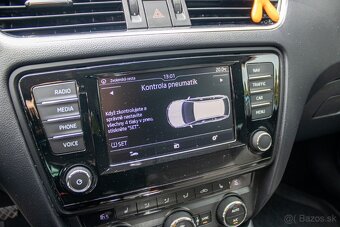 Škoda Octavia Combi 2.0 TDI Elegance/Style 4x4 DSG - 19