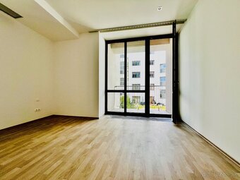 VÝNIMOČNÝ 3- IZBOVÝ BYT S BALKÓNOM(91M2) - GORKÉHO - 19
