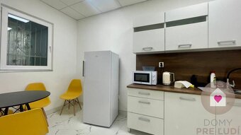 Kancelárie v LUXOR od rozlohy 20 m2 po 105 m2, BA I. ,Štúrov - 19