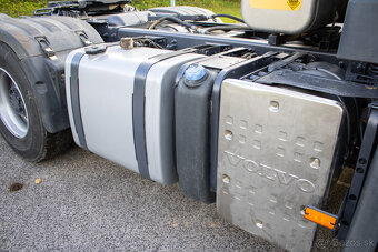 Volvo FM13 480 ťahač 6x4 euro 5 - 19