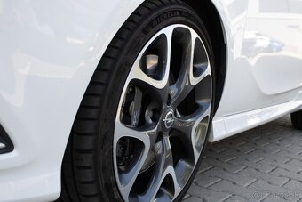 Opel Corsa OPC E Performance - 19