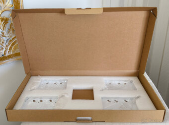 Predám PC skrinku Fractal Design Define 7 White TG - 19