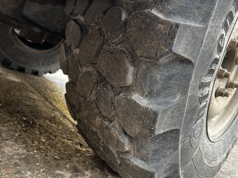 MB UNIMOG U 300 4X4 - 19