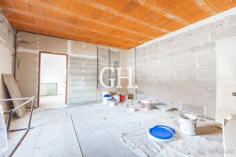 Na predaj rozľahlý rodinný dom s veľkým pozemkom pri hlavnom - 19