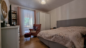 ZNÍŽENÁ CENA za SUPER 6 izb. RD 202 m2, pozemok 700 m2, bazé - 19