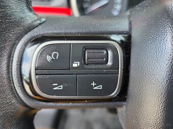 Citroën C3 PureTech 110 EAT6 S&S Shine, Pôvodný lak, SR - 19