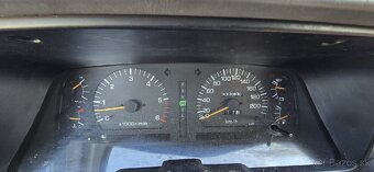 Tpyota LAND CRUISER 80 - 19