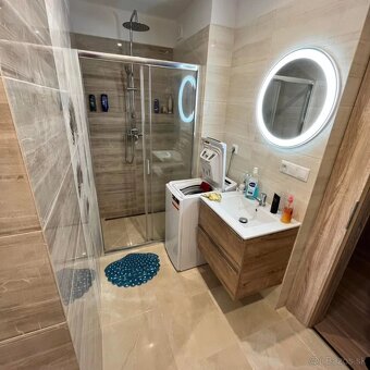 Kúpeľne, bytové jadrá - 19