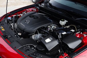 Mazda 3 2.0 Skyactiv-G150 Plus/Safety A/T - 19