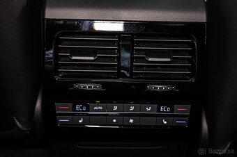Volkswagen Touareg - 19