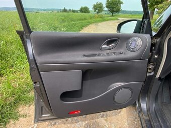 Renault Espace 2.0 DCi 110 kW 2009 7 míst navigace 213tkm - 19
