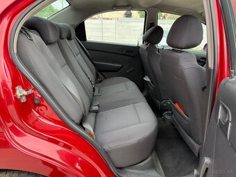 Chevrolet Aveo 1.4 16v Elite - 19