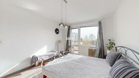 Veľmi pekný 3-izbový byt ul. Jenisejská, 67 m² + loggia. 3 D - 19