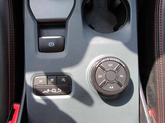 Ford Ranger Raptor 3.0 V6 - AUTOMAT-4WD - s DPH spl 860,-€ - 19