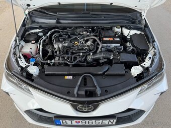 Toyota Corolla 1.5 Dynamic Force Comfort, Slovenske - 19