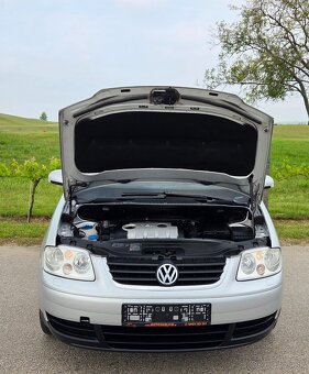 Volkswagen Touran 1.9 TDI 77KW/105PS R.V.10/2006 - 19