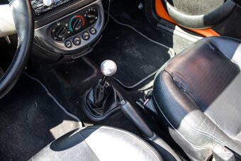 Ford Street Ka 1.6i - 19