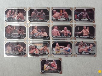 UFC TOPPS CHROME 2024 - 19