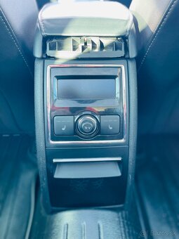 Superb 2014 2.0Tdi 125Kw DSG - 19