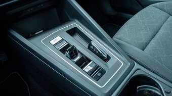 Volkswagen Golf Variant 2.0 TDI Life DSG - 19