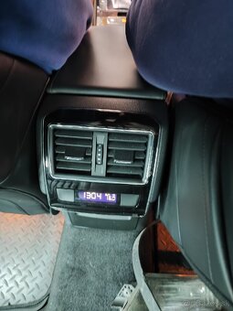 Rozpredám Škoda Superb 3 kombi elegance DSG AdBlue - 19