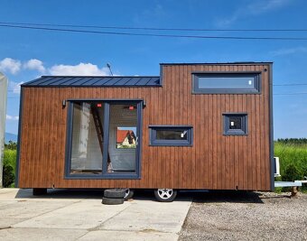 Tiny house skladom - dostupný hned, rozmer 8x3 - 19