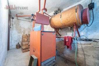 Zaujímavý rodinný dom Ludrova - 19
