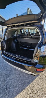 Mitsubishi  Outlander 2.0 - 19