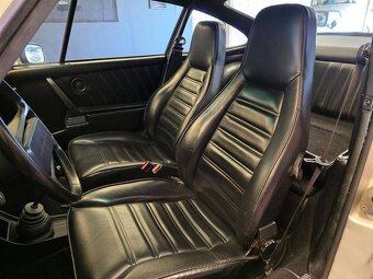 Porsche 911 SC 3.0 Coupé z roku 1983 - 19