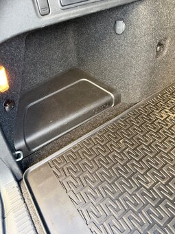 Škoda Octavia RS 2.0 TDI 4x4 DSG - 19