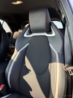Toyota Corolla GR Sport 2023 HB - 19