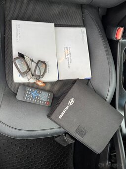 Hyundai IX35 1.7 CRDi 85kw ČR NAVI TOP VÝBAVA - 19