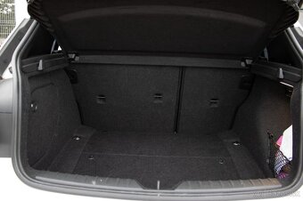 BMW Rad 1 118d A/T, 110kW, A8 - 19