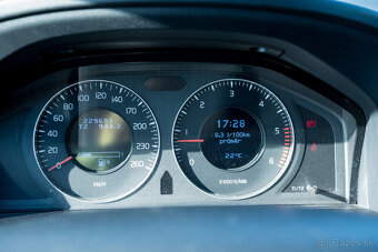 Volvo XC60 2.4 D - 19
