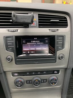 Predam Volkswagwn Golf 1,2 TSI r.v 2013 - 19