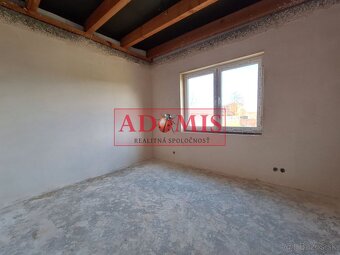 Predáme novostavbu a základ.platňu 943m2 Veľká Ida,kompletné - 19