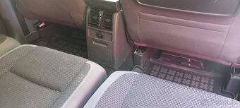 Volkswagen Touran 1,6 TDI Comfortline DSG - 19