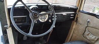 Peugeot 301C - 19