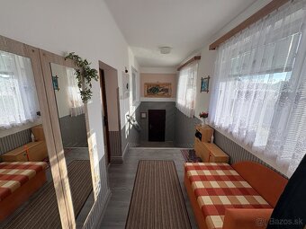 Predám veľký rodiny dom - 19