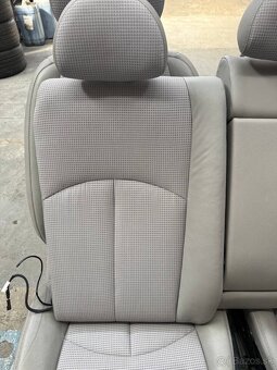 Sedadla Mercedes-Benz W211 sedan facelift - 19